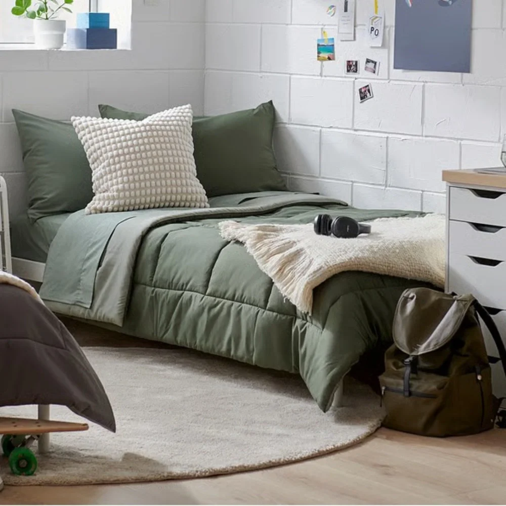 Green Comforter Set